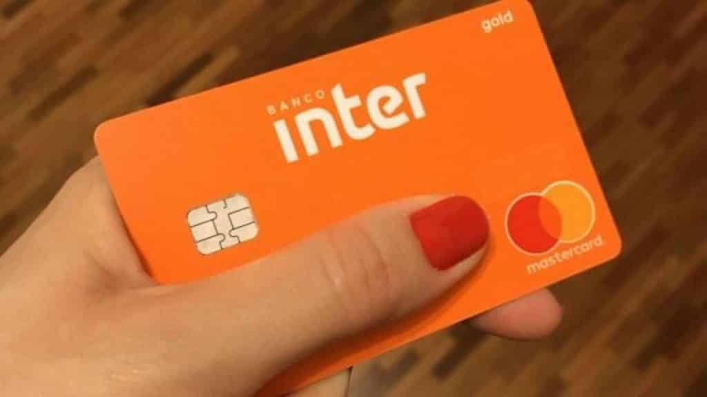 Banco Inter libera cartão de crédito para negativado