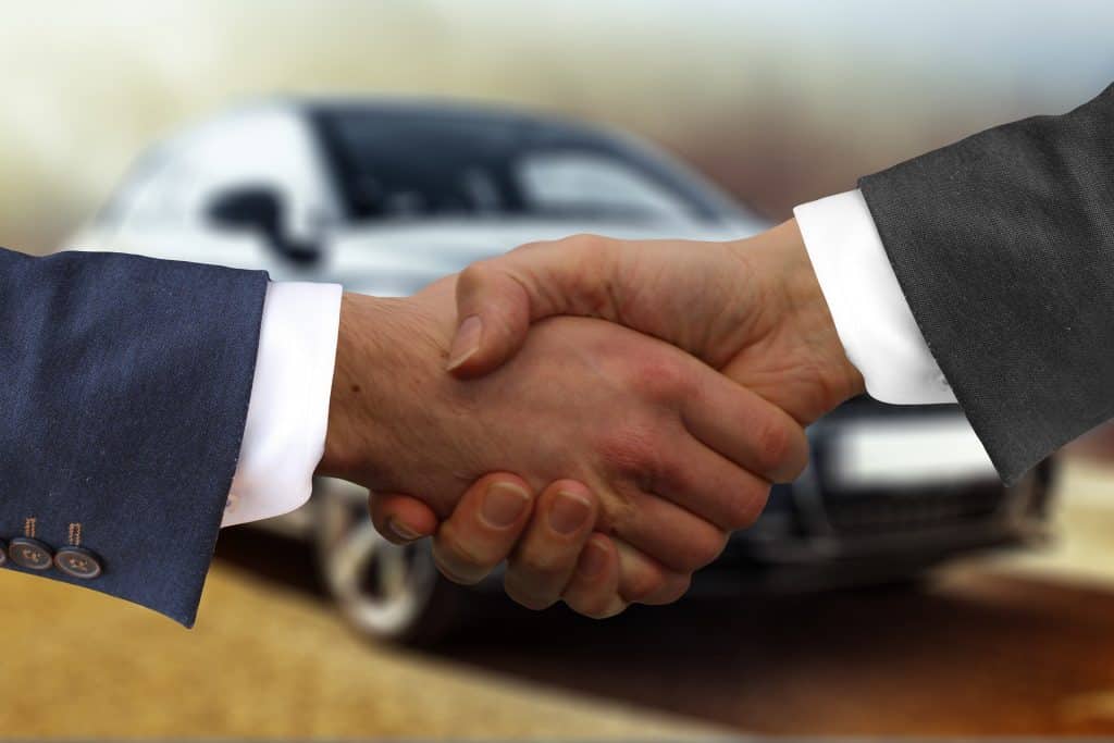 Existe refinanciamento de veículo no Itaú, quando se empresta dinheiro com garantia de carro? Confira quais as opções e como contratar.